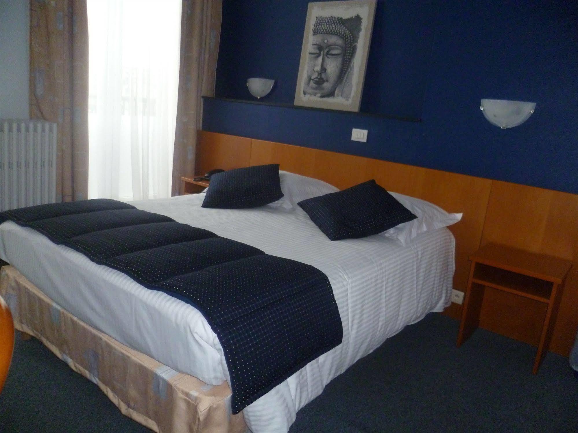 Hotel Le Terminus Mons Extérieur photo