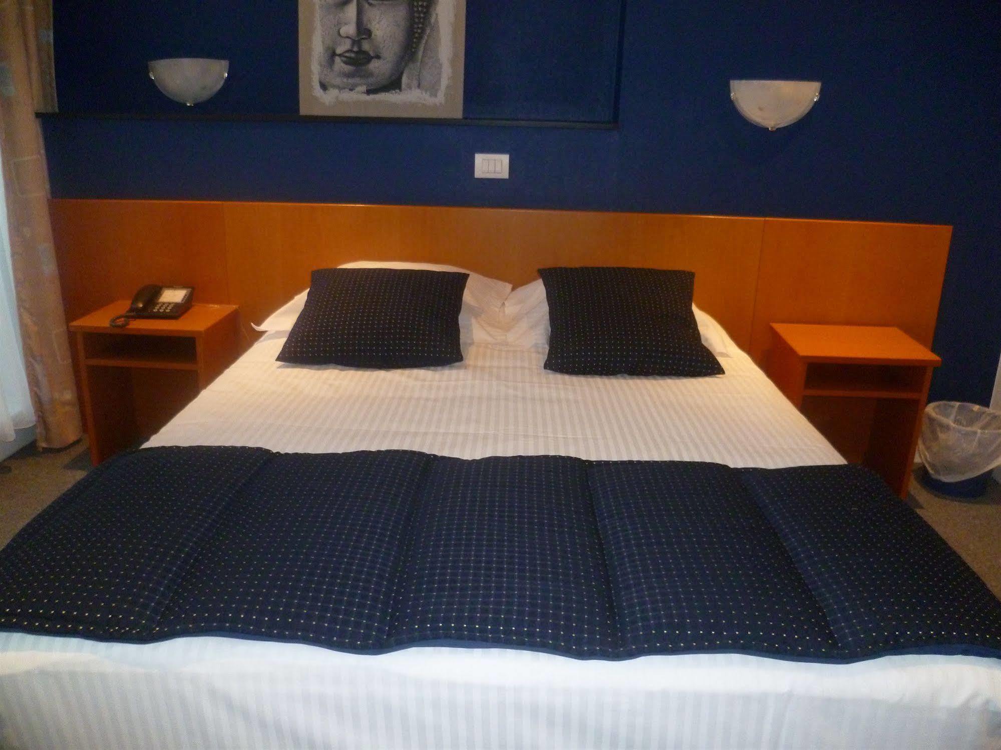 Hotel Le Terminus Mons Extérieur photo