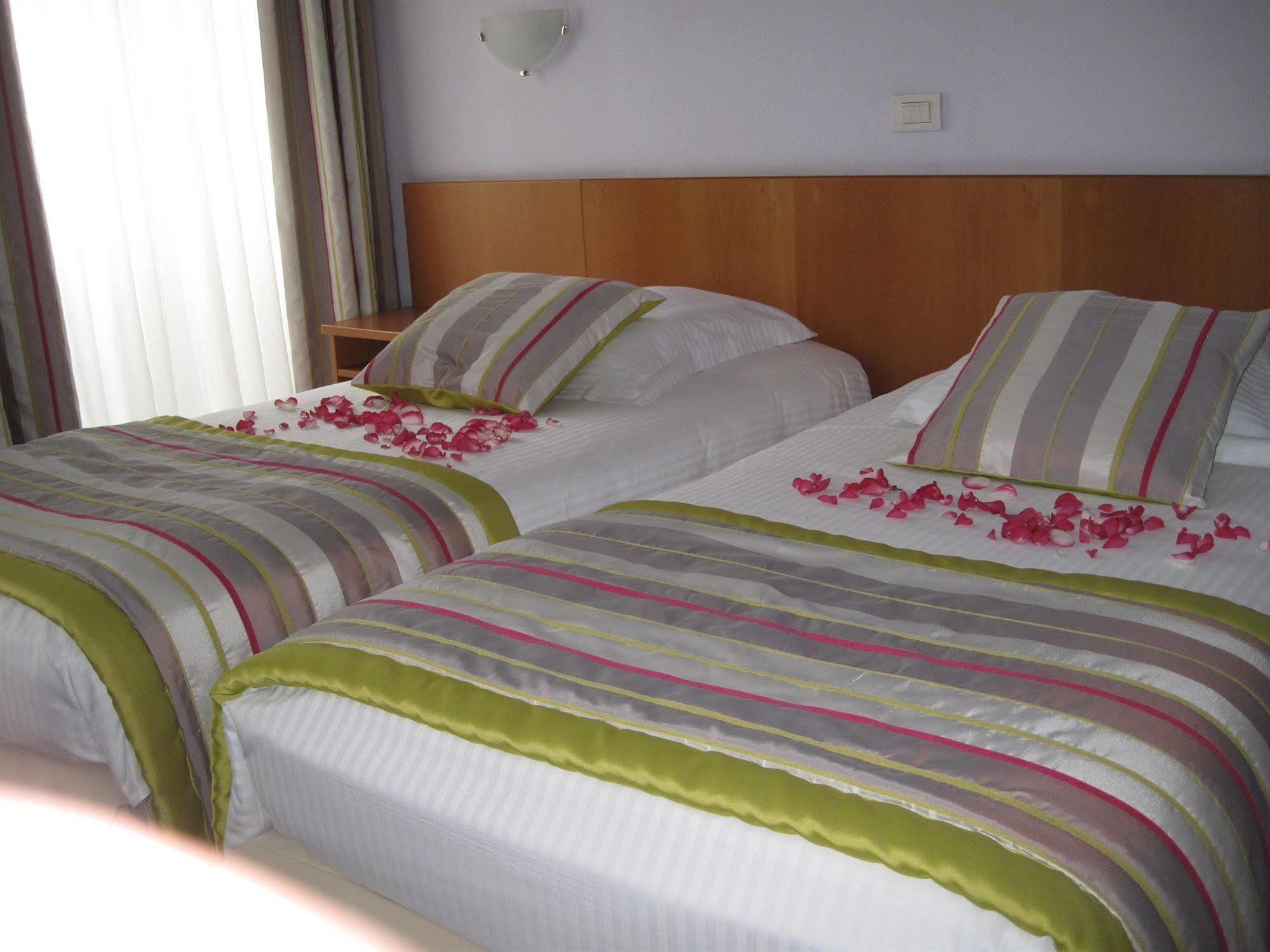 Hotel Le Terminus Mons Extérieur photo