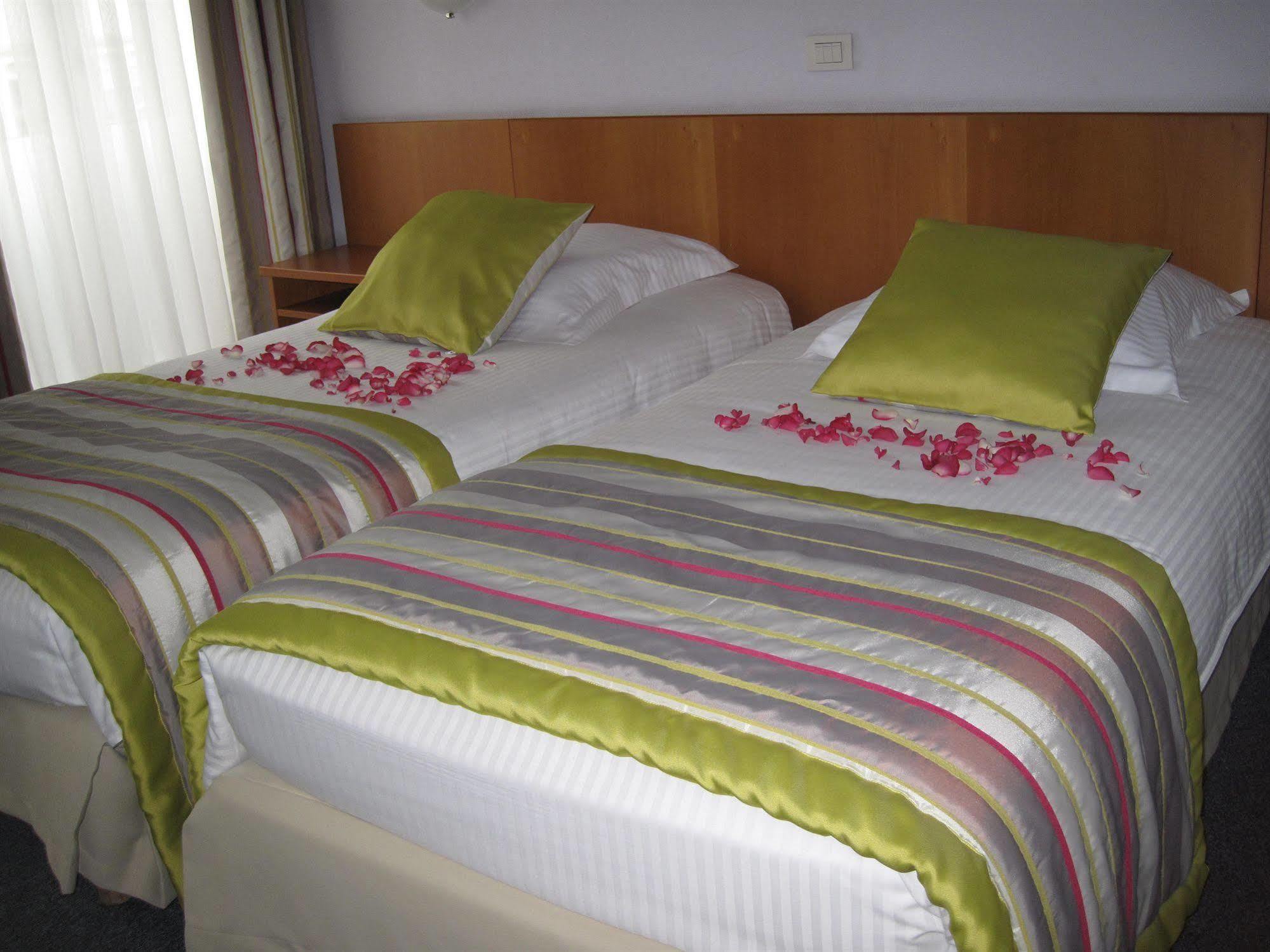 Hotel Le Terminus Mons Extérieur photo